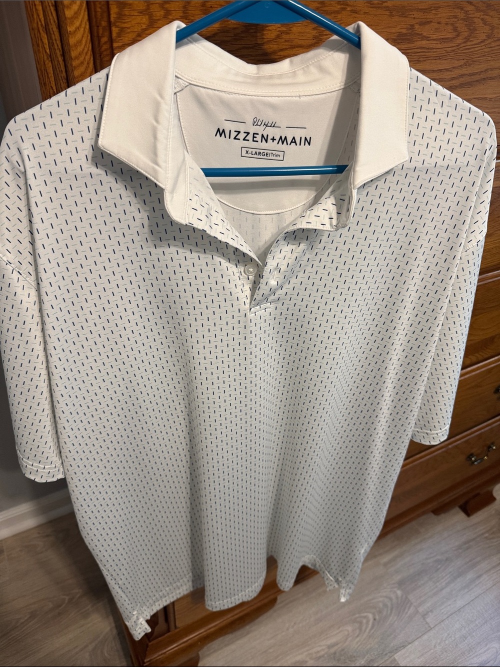 Mizzen+Main White Polo with Navy Micro Dashes